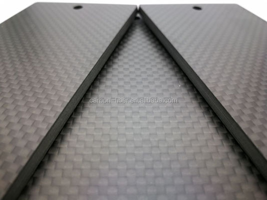 3K koolstofvezel gelamineerd gaas/plaat 2 mm met twill weefprijs