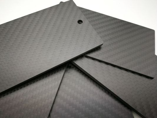 3 mm, 4 mm, 5 mm, 6 mm, 10 mm koolstofvezelplaten