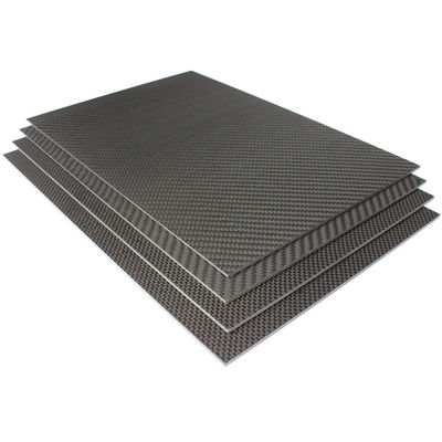 6 mm 1,5 mm 1 mm 0,5 mm koolstofvezelplaat Cfrp plaat warmtepers 400x500 mm