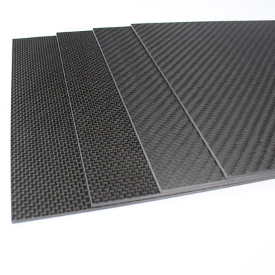 6 mm 1,5 mm 1 mm 0,5 mm koolstofvezelplaat Cfrp plaat warmtepers 400x500 mm